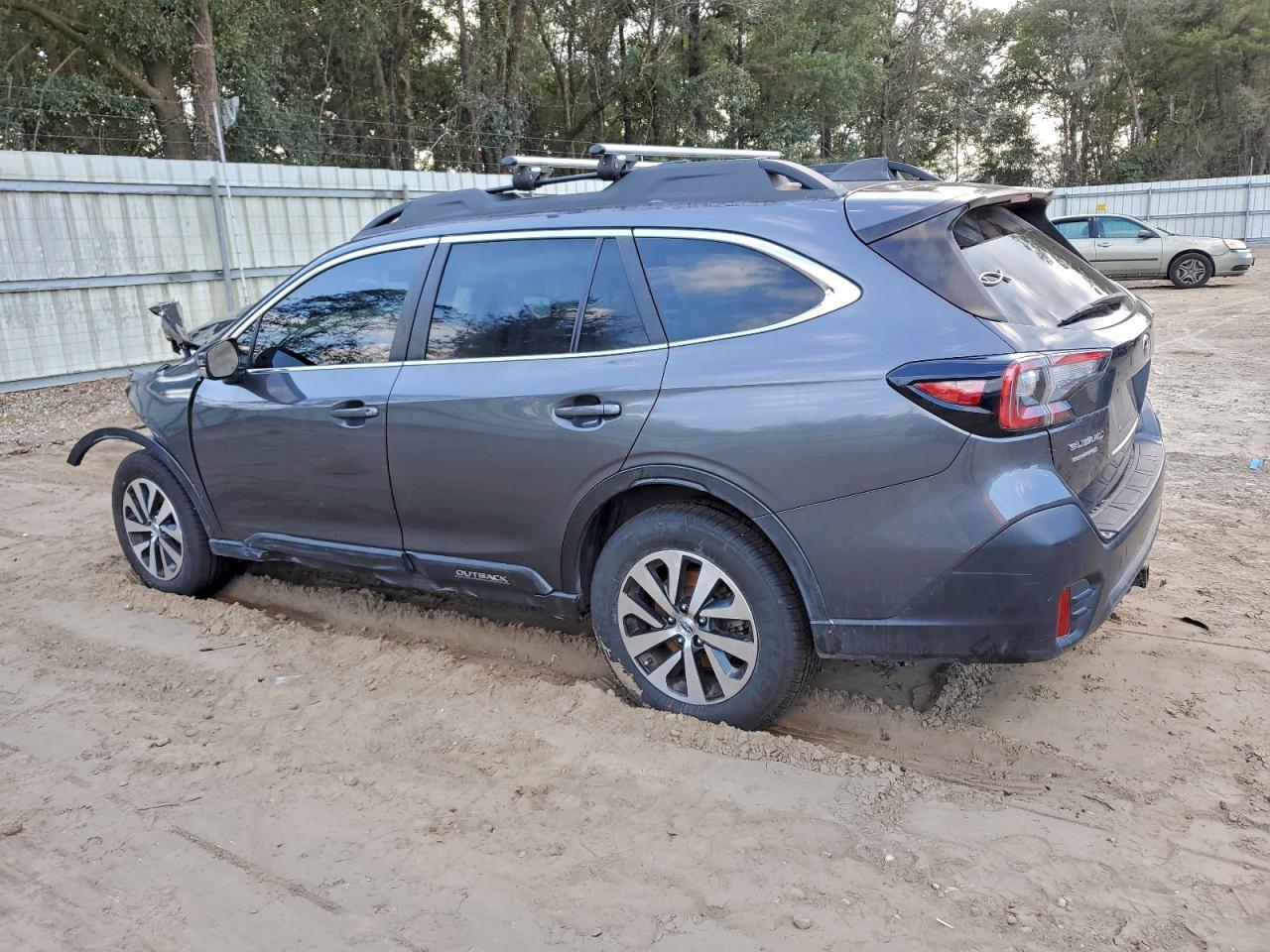 2021 SUBARU Outback