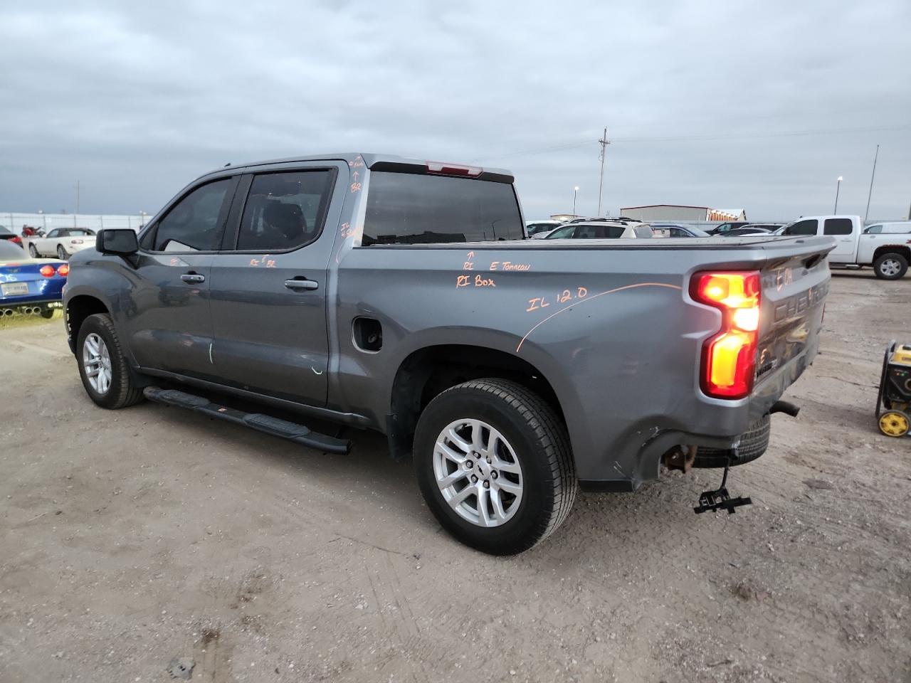 2020 CHEVROLET Silverado