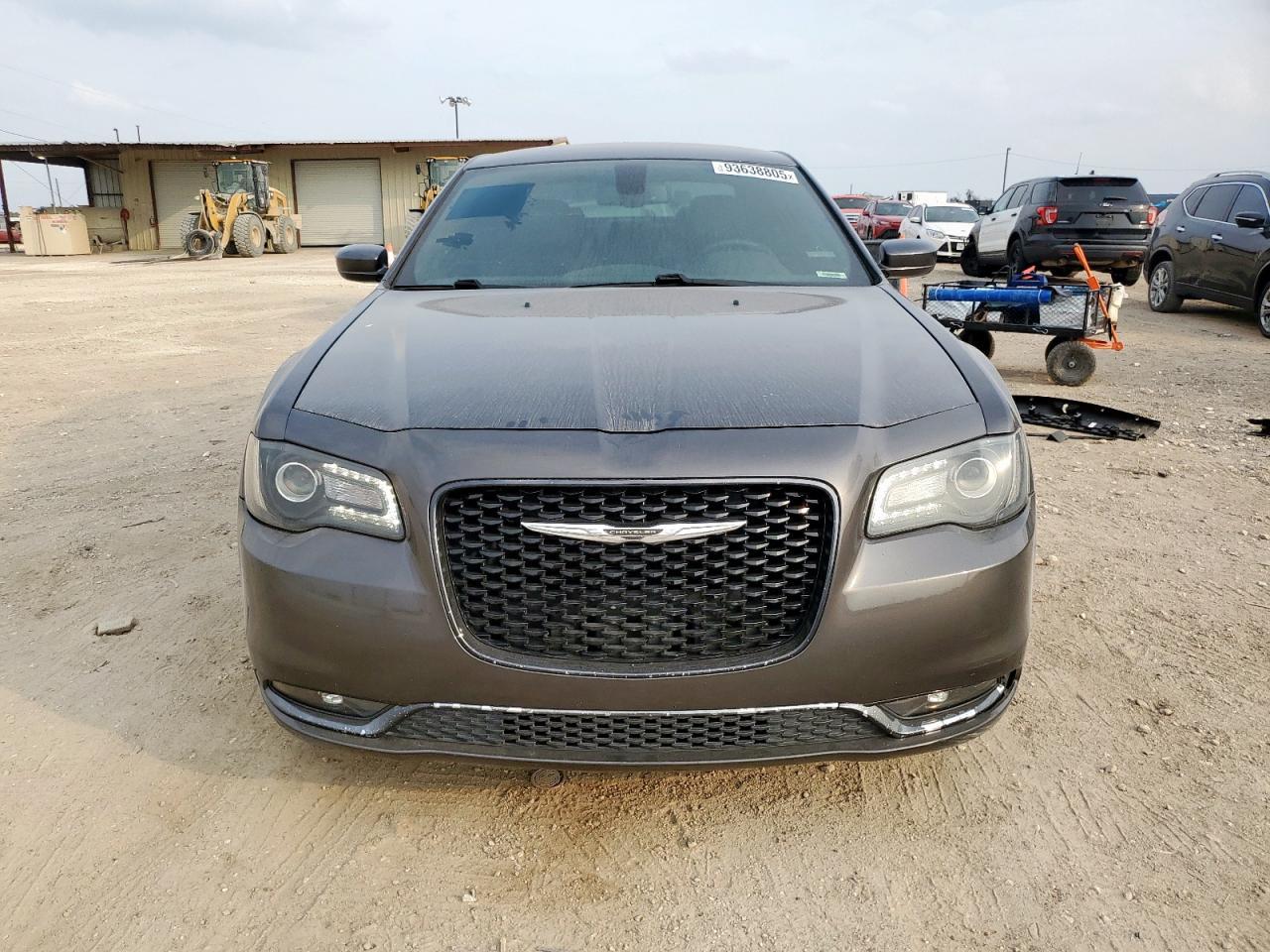 2019 CHRYSLER 300
