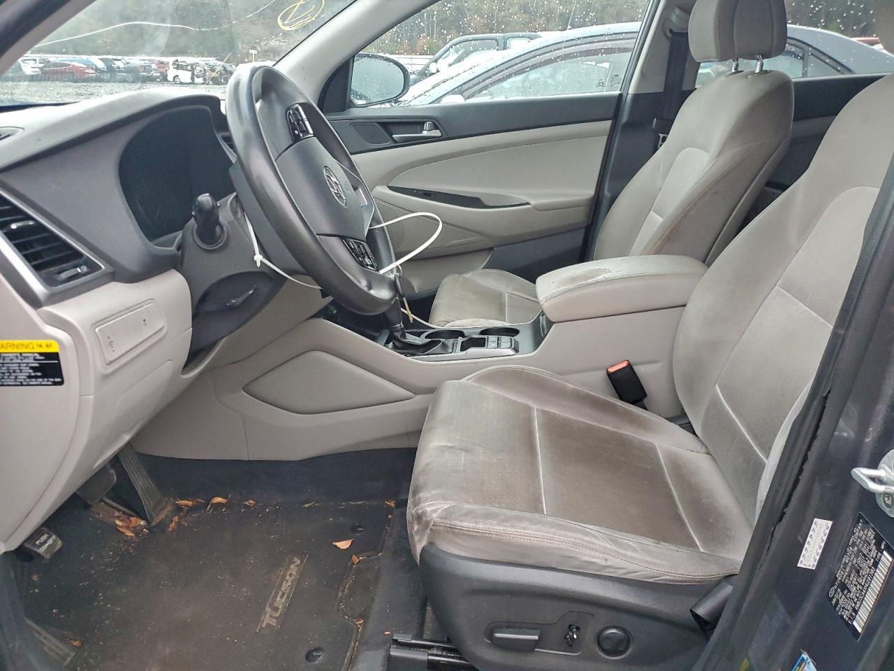 2017 HYUNDAI TUCSON