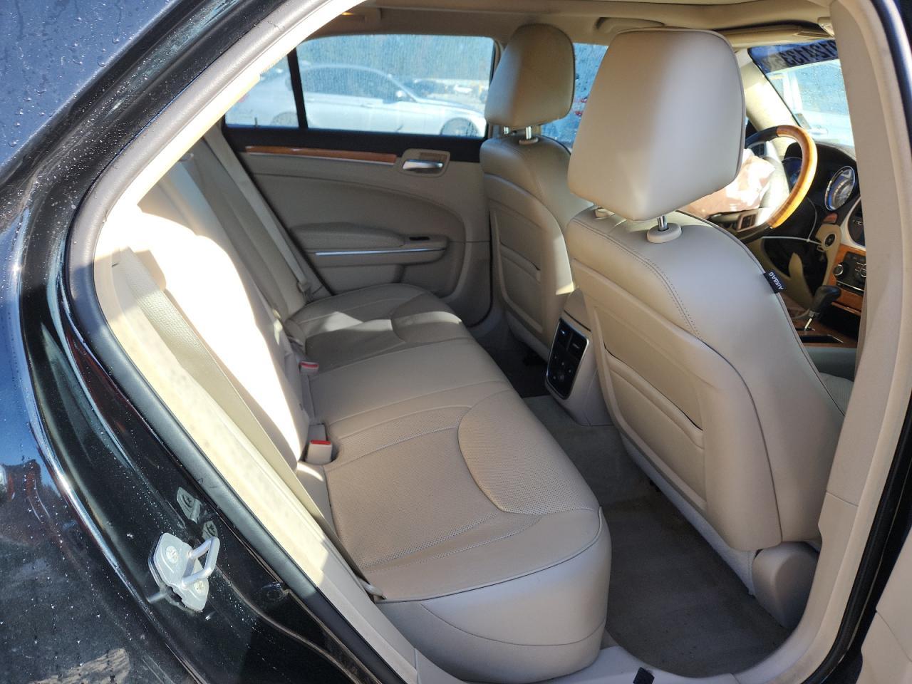 2014 CHRYSLER 300