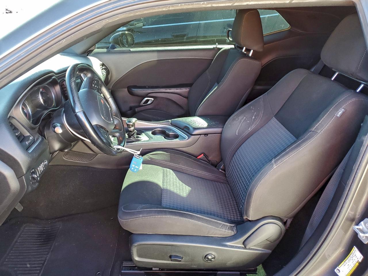 2020 DODGE Challenger
