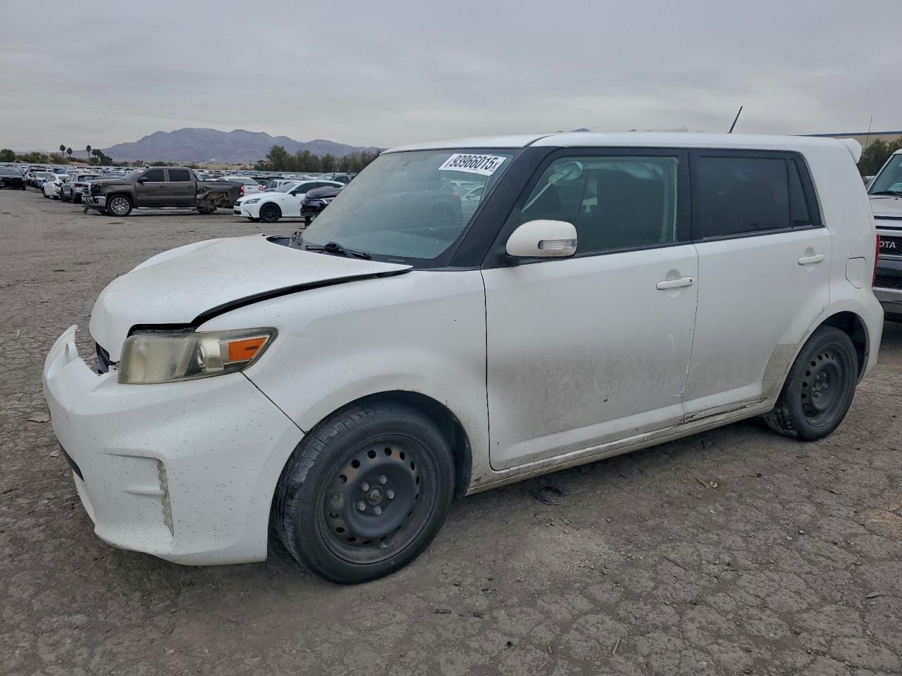 2015 TOYOTA SCION