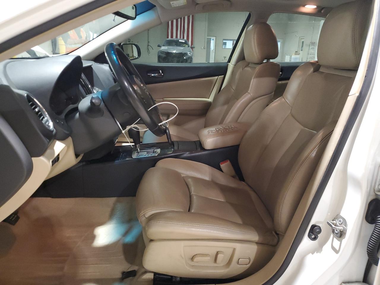 2014 NISSAN Maxima