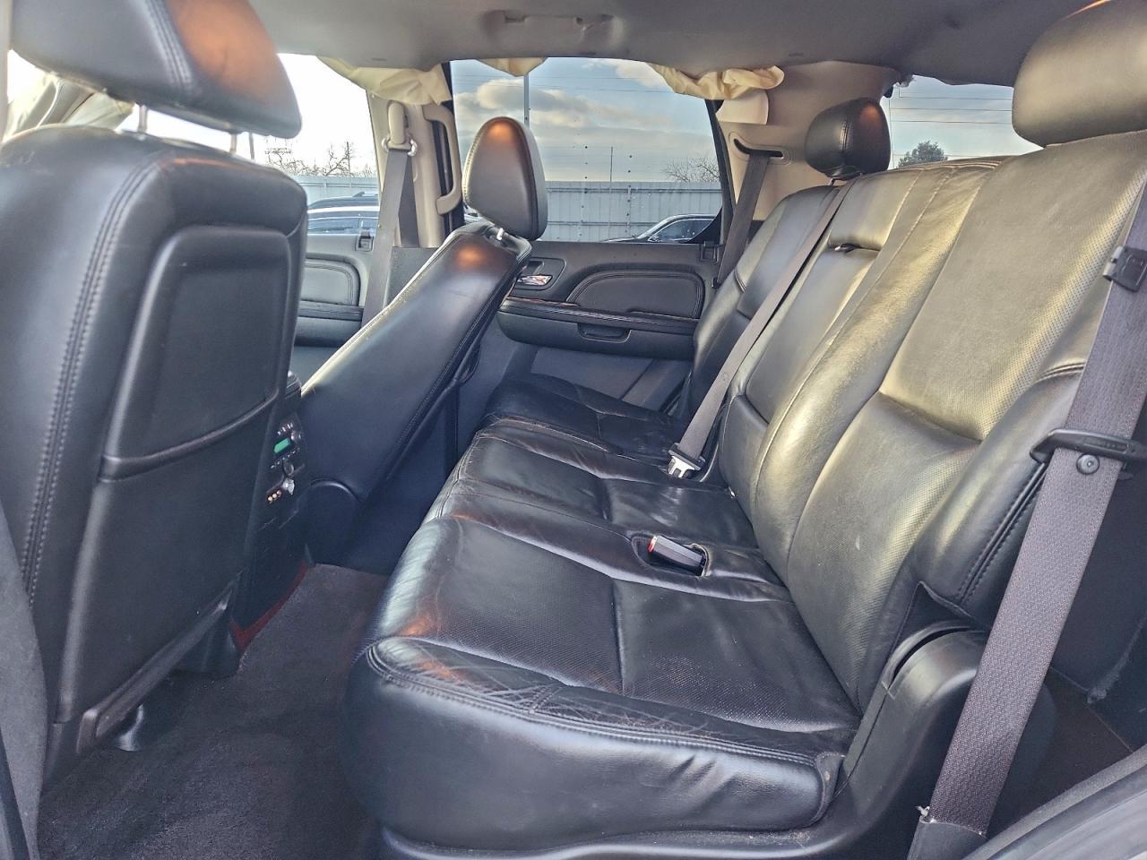 2009 CADILLAC ESCALADE