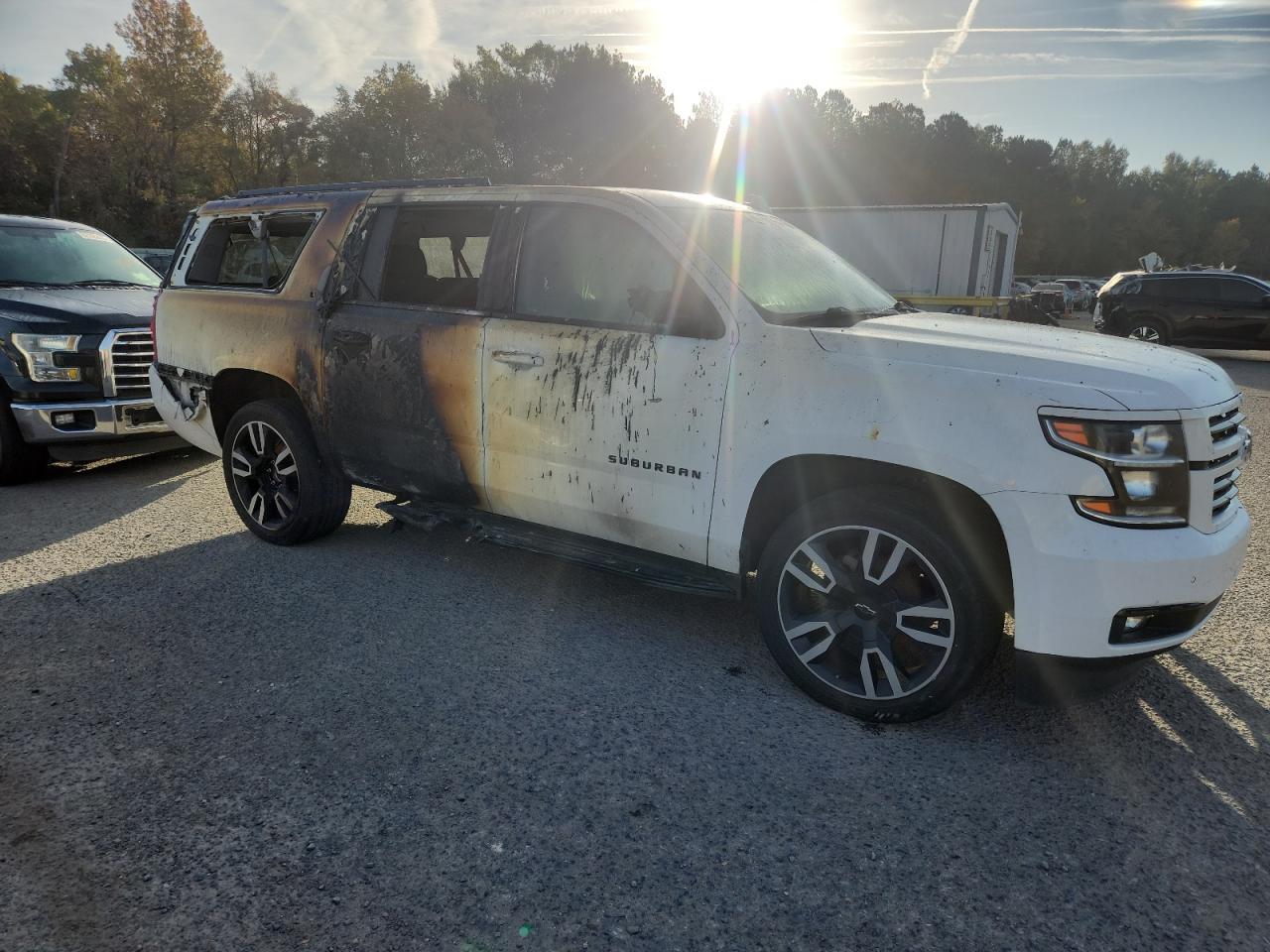 2018 CHEVROLET Suburban