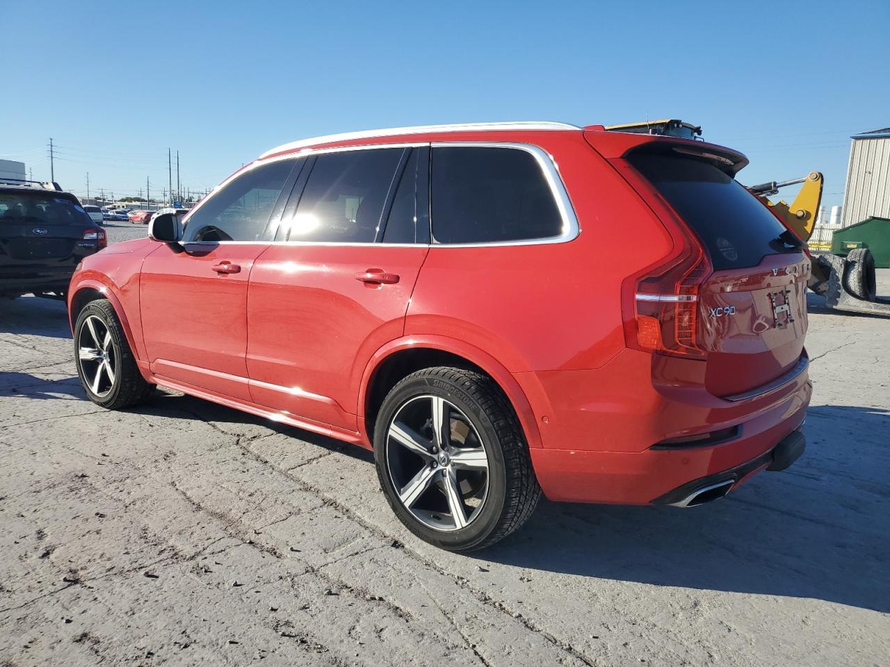 2019 VOLVO XC90