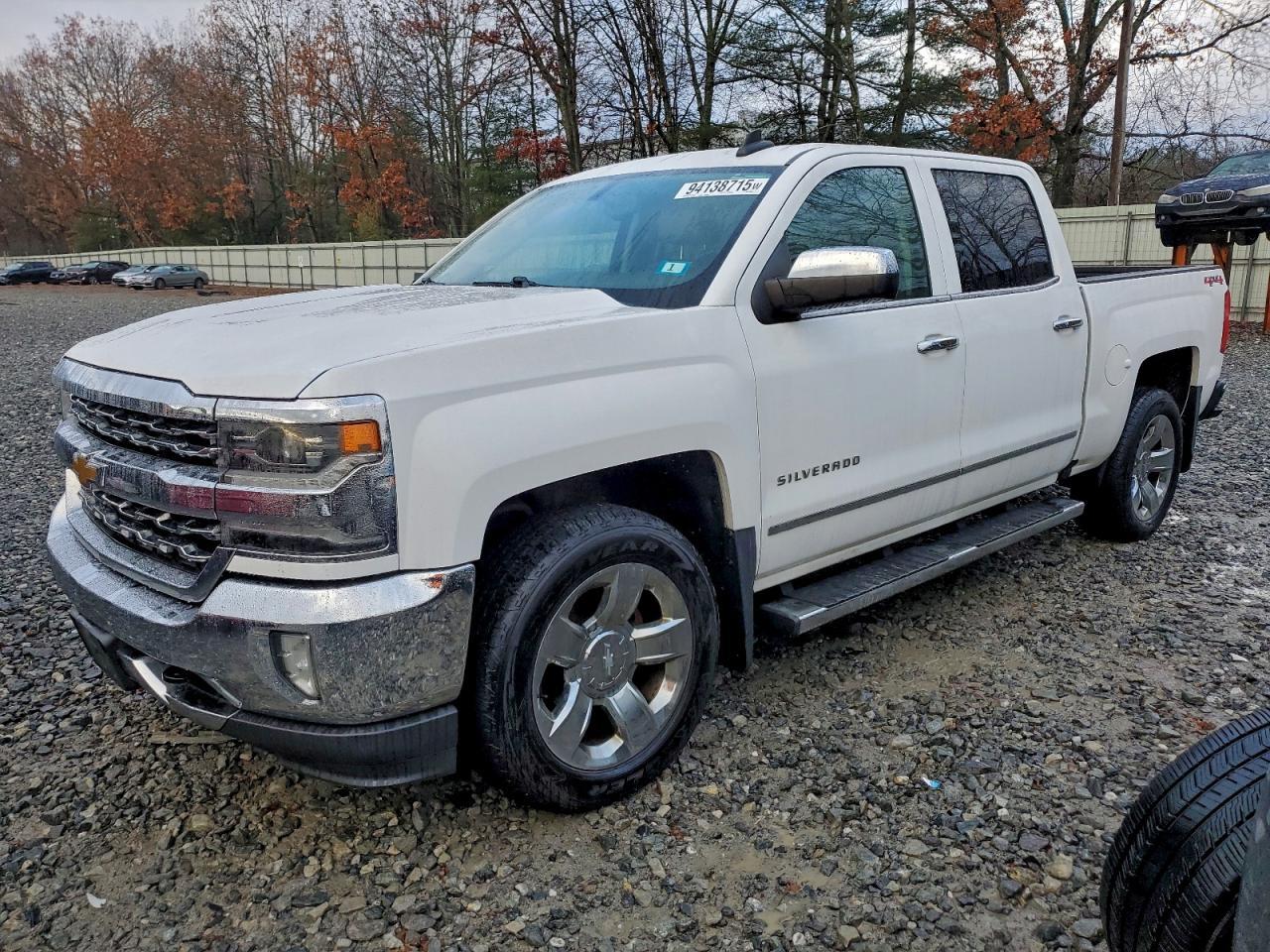 2017 CHEVROLET Silverado