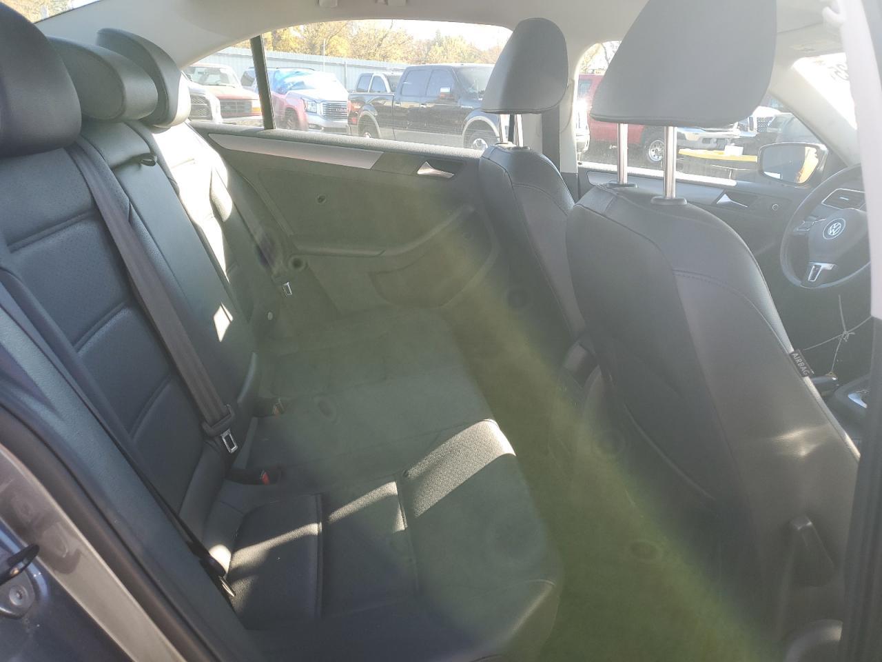 2013 VOLKSWAGEN JETTA