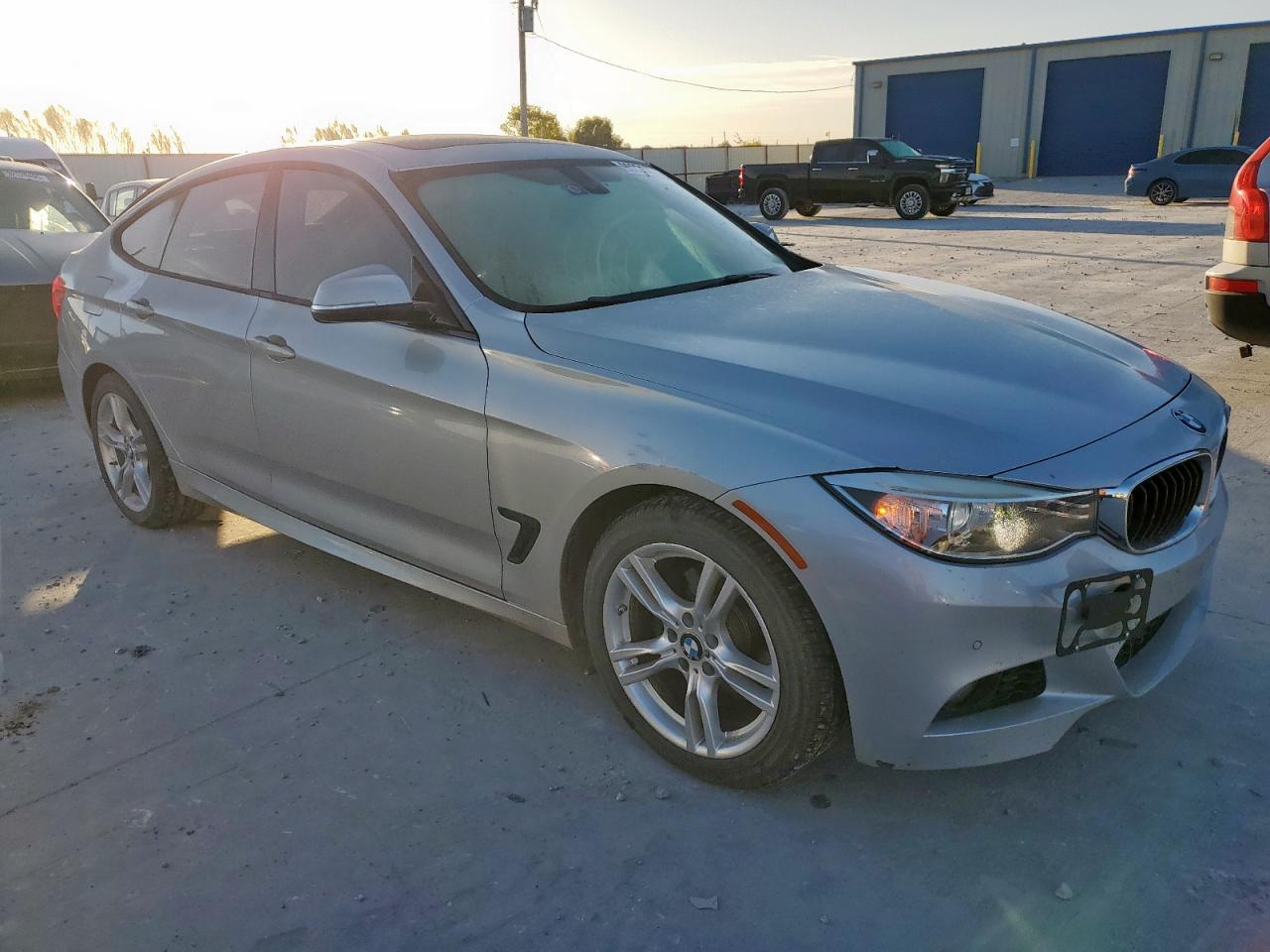 2016 BMW 3 SERIES