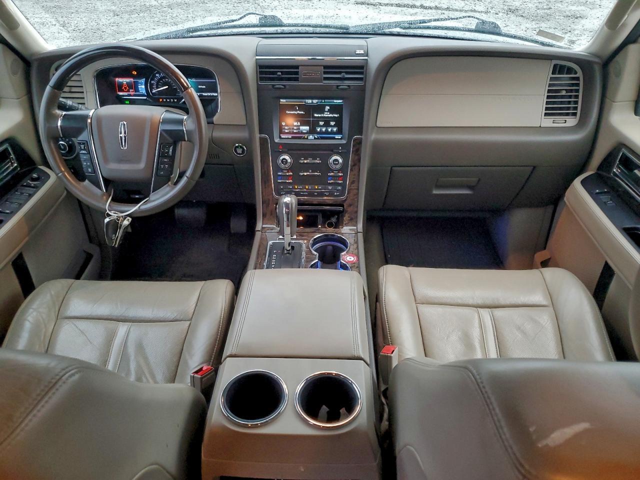 2015 LINCOLN Navigator