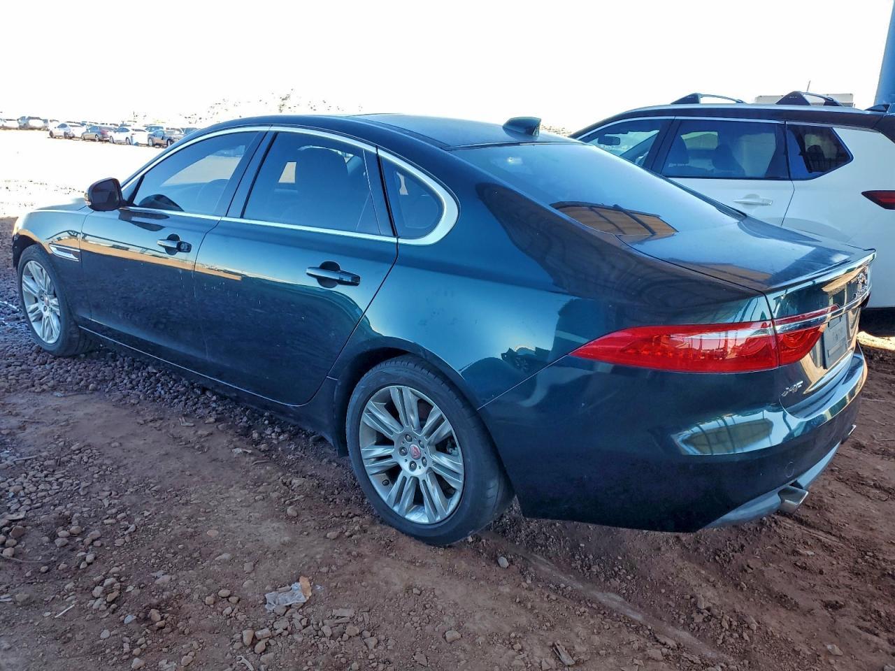 2017 JAGUAR XF