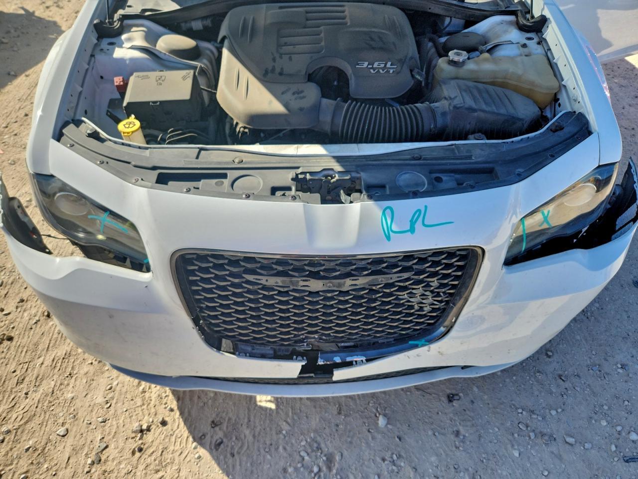 2022 CHRYSLER 300