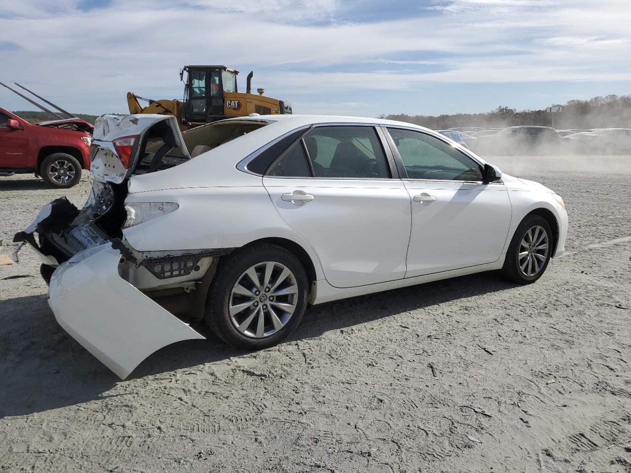 2015 TOYOTA CAMRY