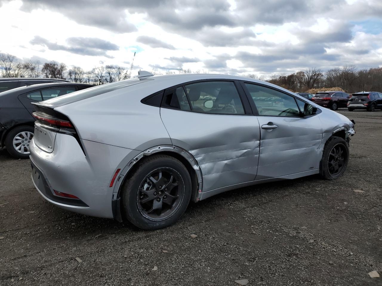 2023 TOYOTA PRIUS