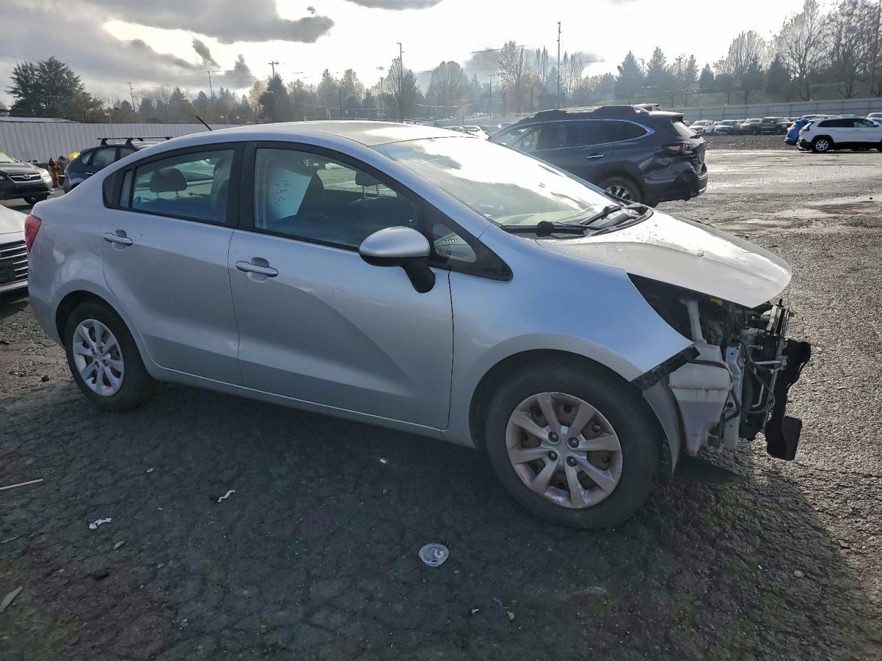 2013 KIA RIO