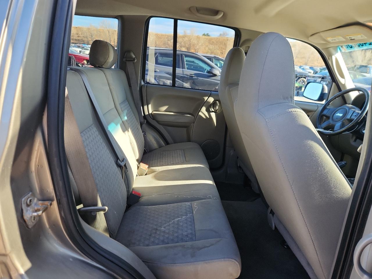 2005 JEEP Liberty