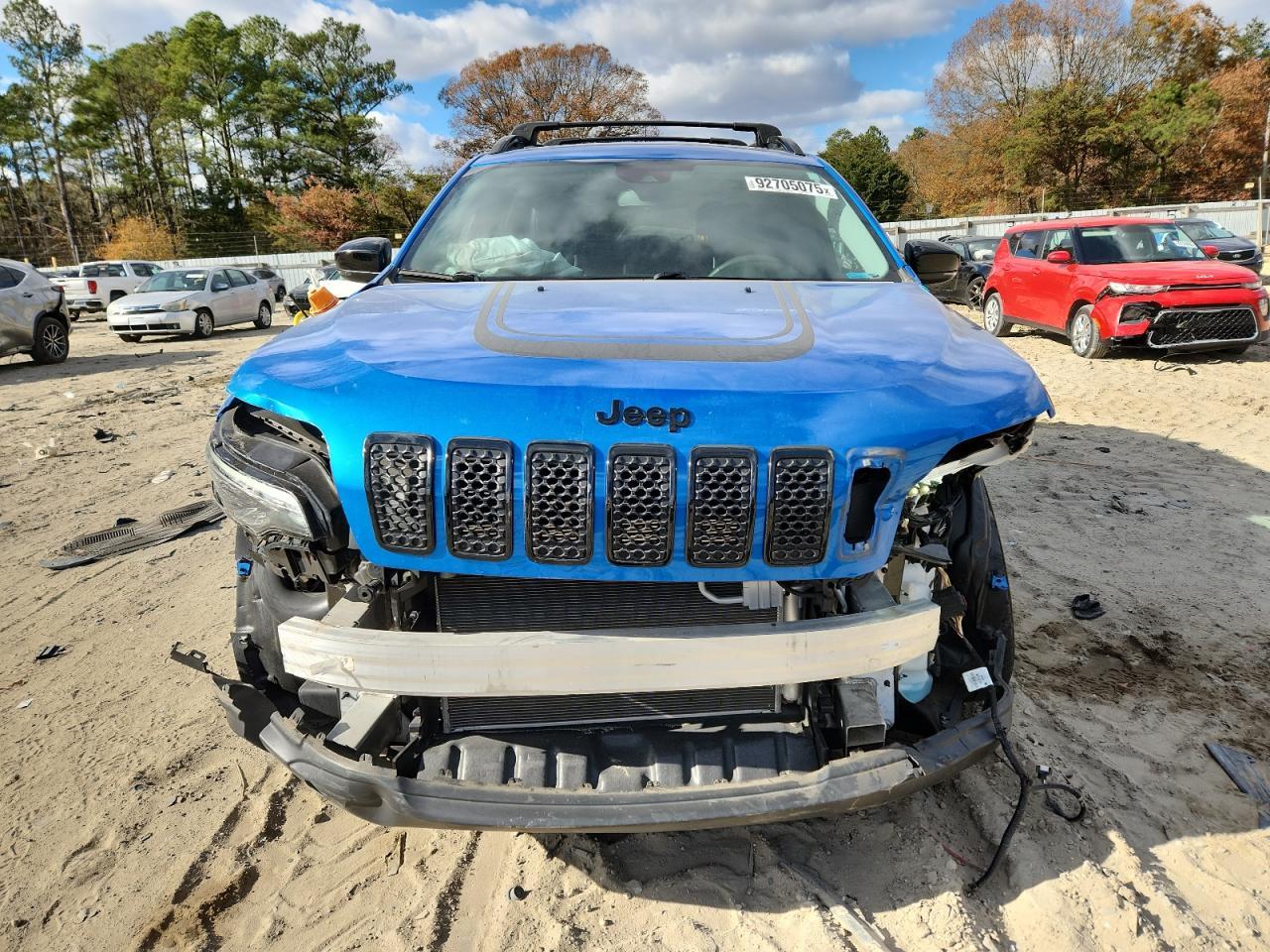 2022 JEEP CHEROKEE