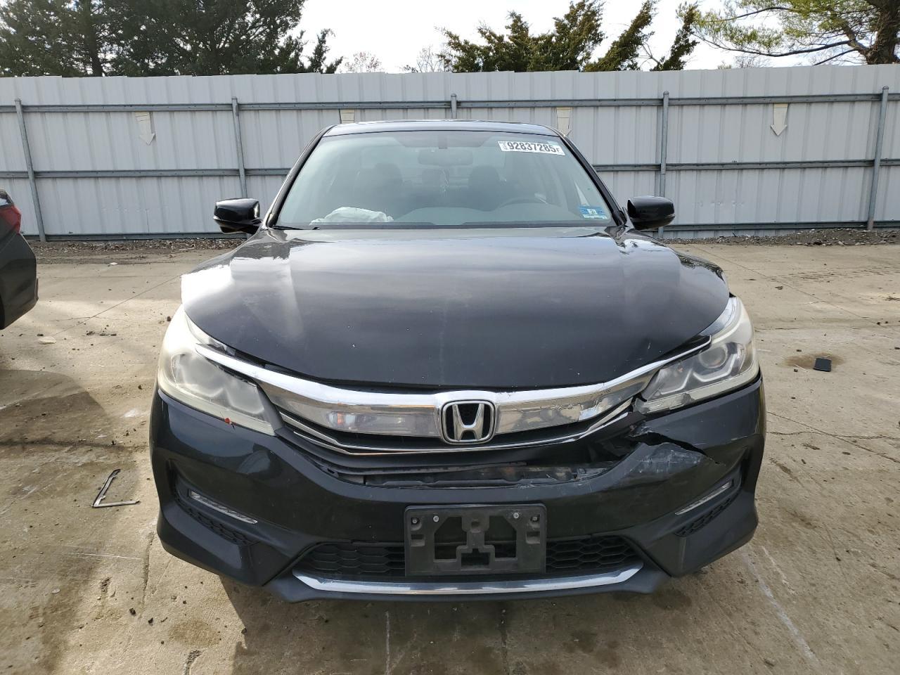 2016 HONDA ACCORD