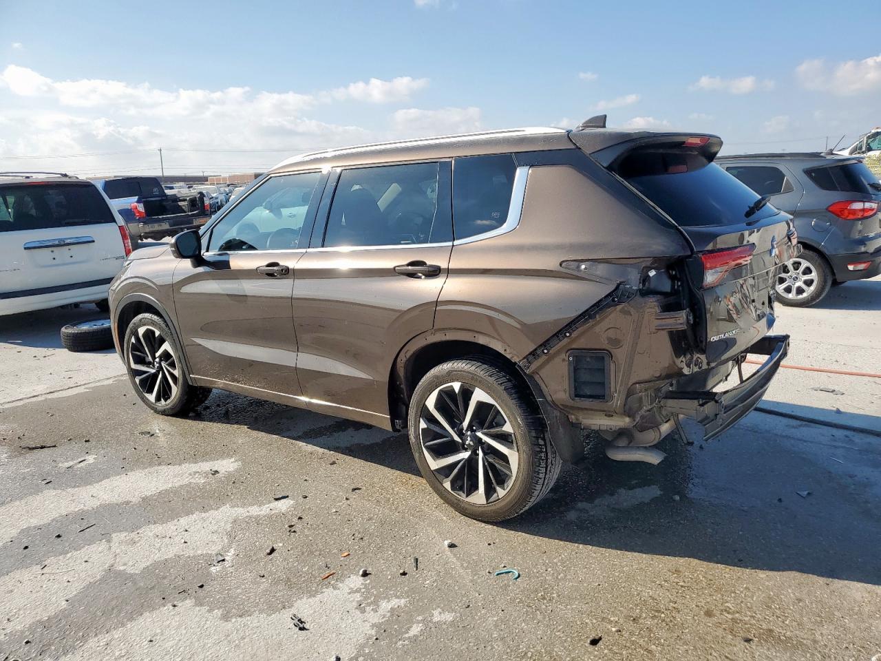 2024 MITSUBISHI outlander
