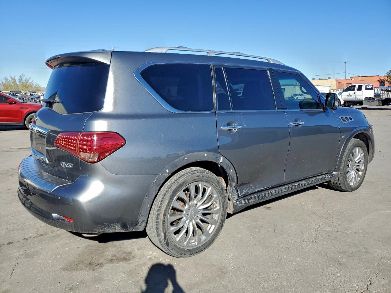 2016 INFINITI QX80
