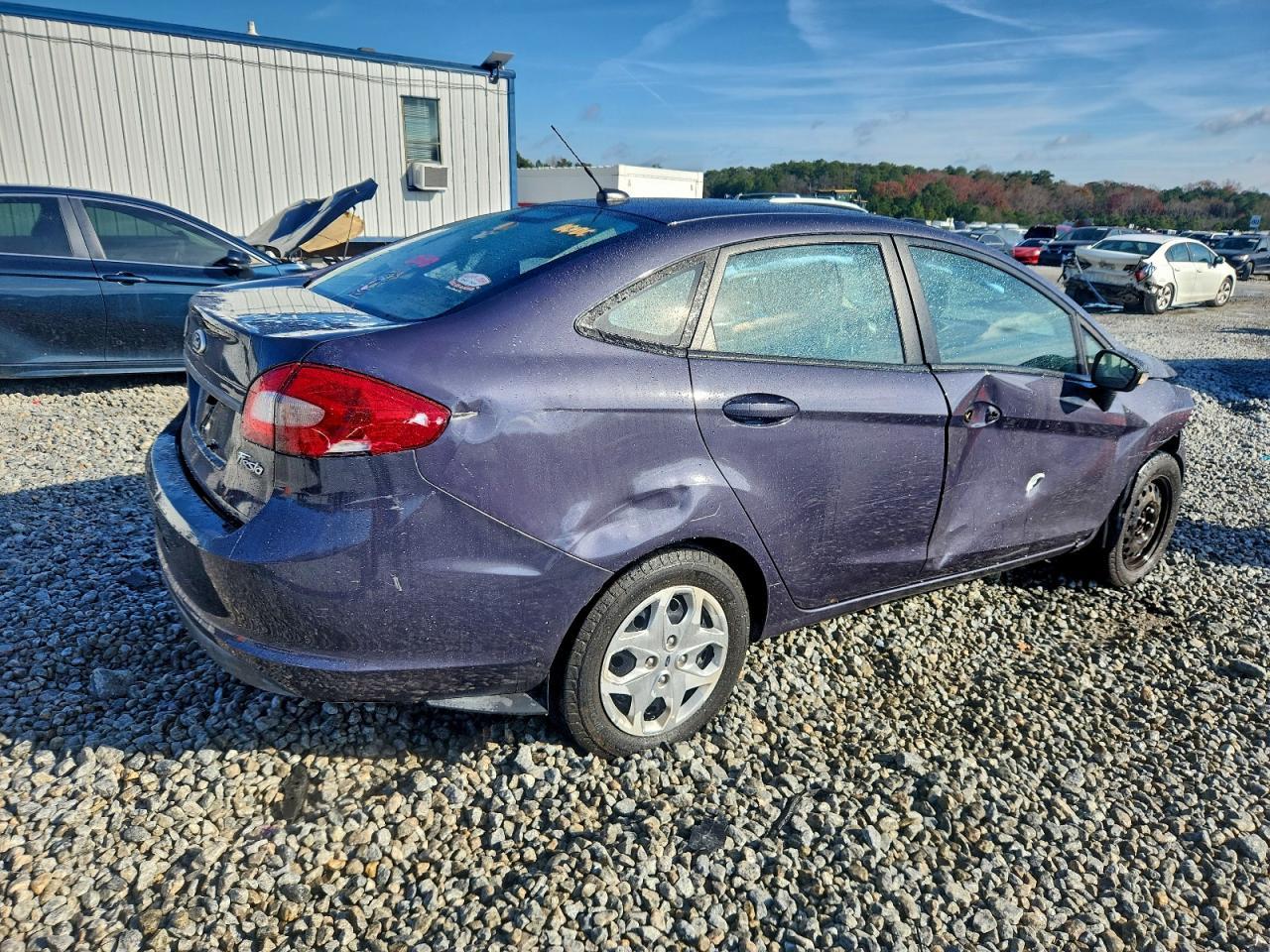 2013 FORD Fiesta