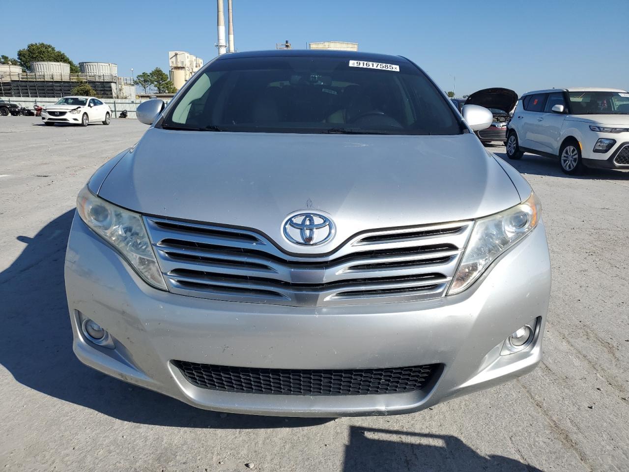 2011 TOYOTA VENZA