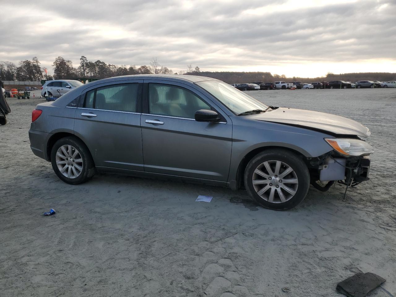 2013 CHRYSLER 200