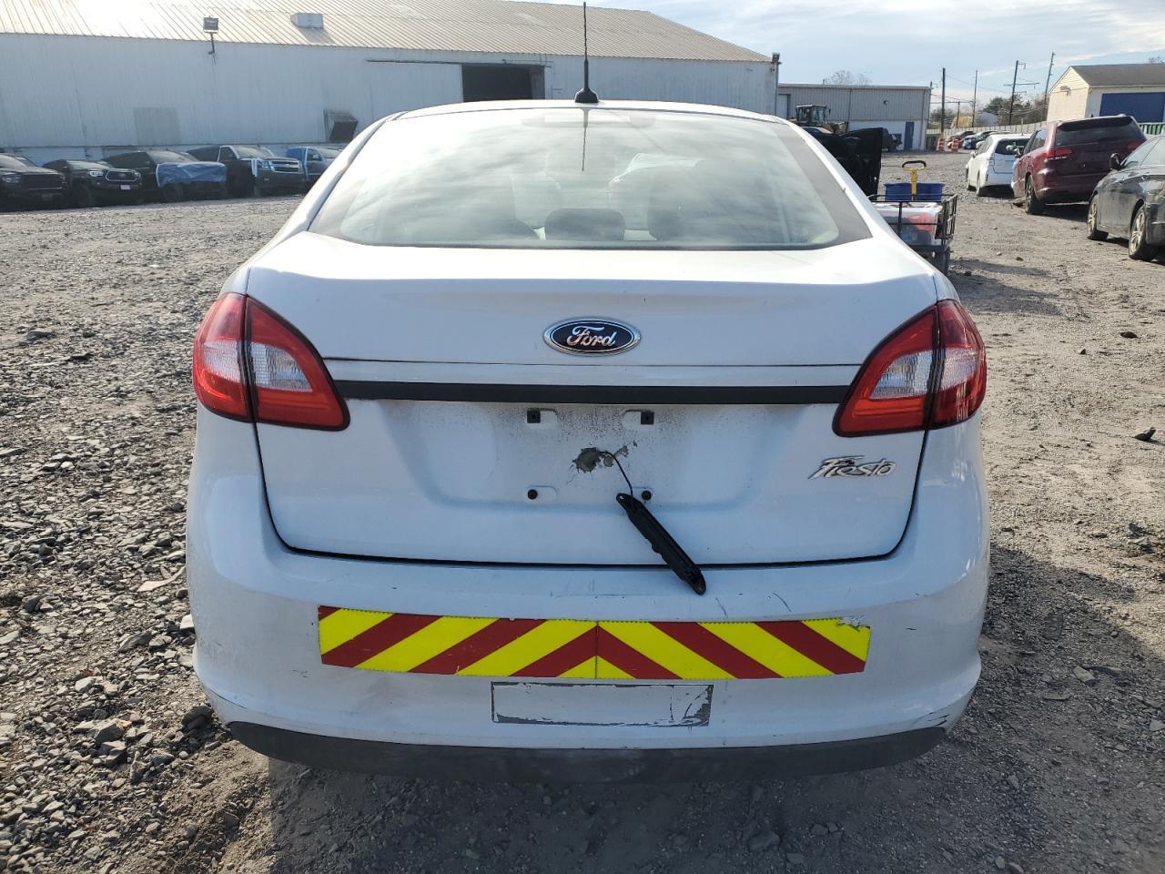 2012 FORD Fiesta