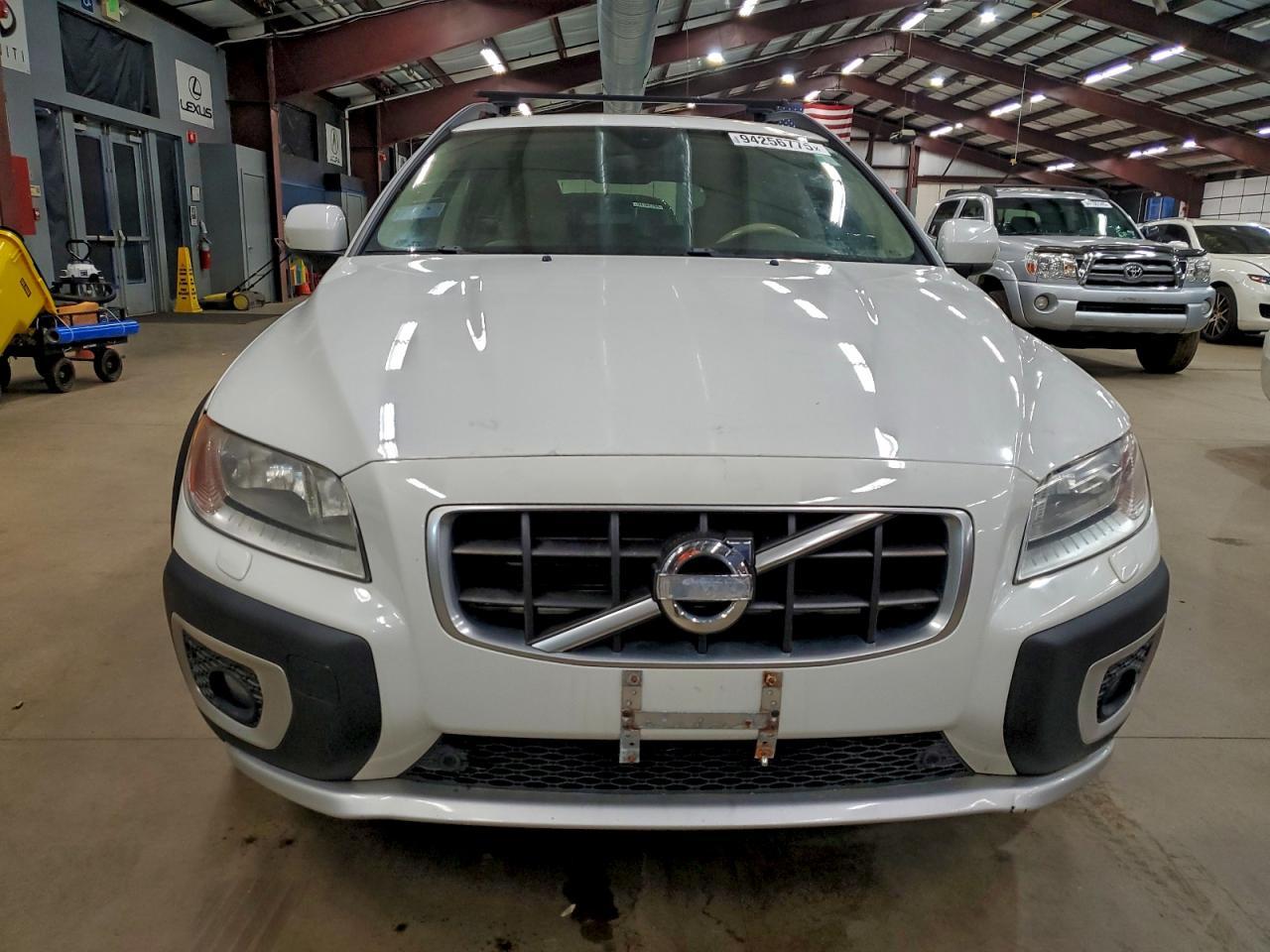 2010 VOLVO XC70