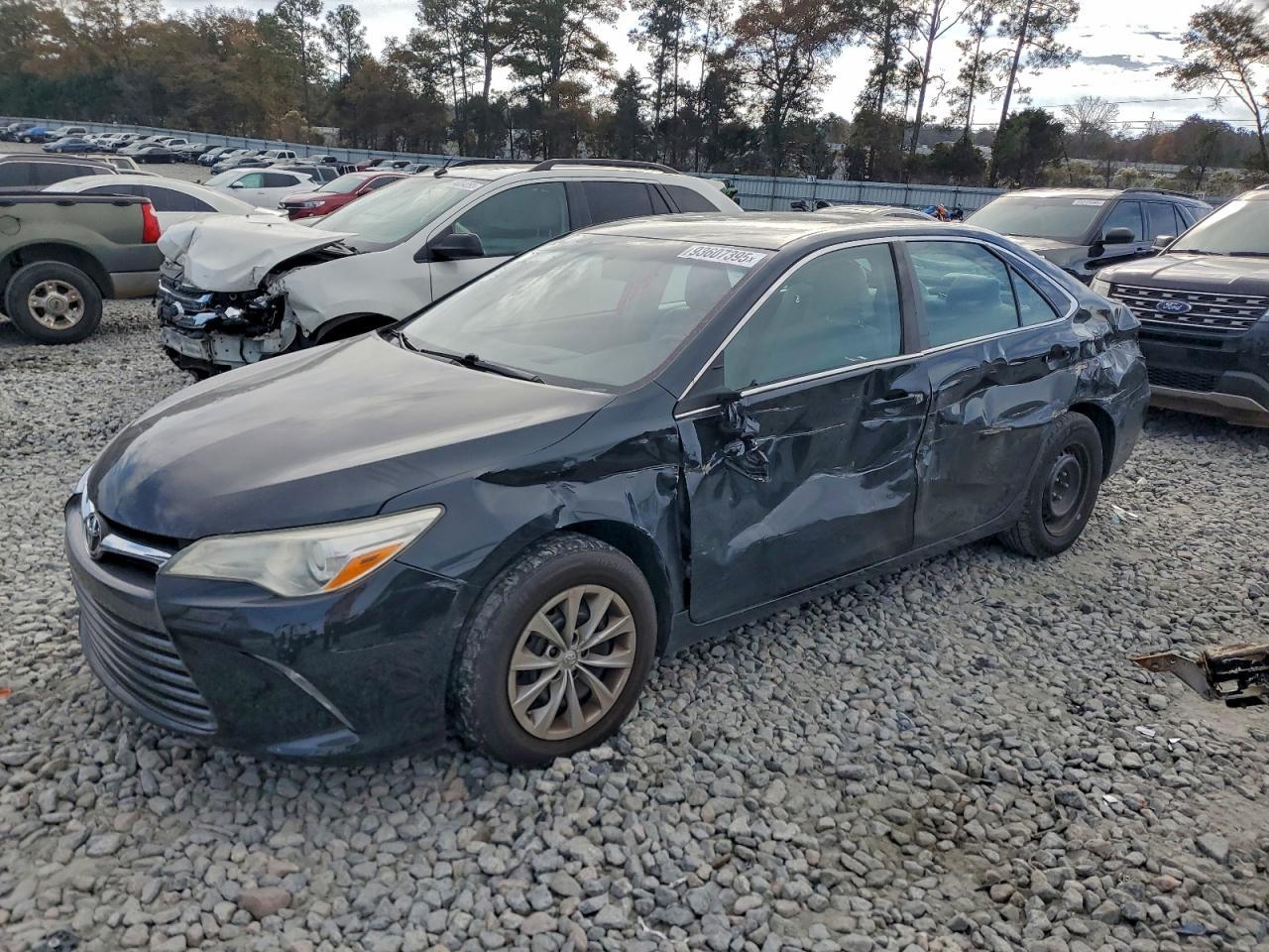 2016 TOYOTA CAMRY