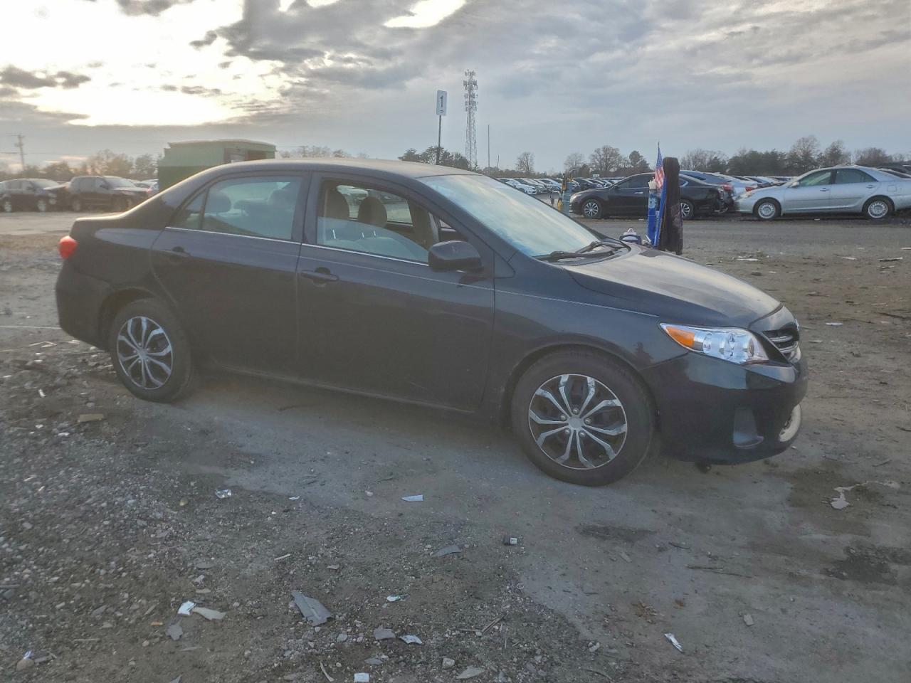 2013 TOYOTA COROLLA