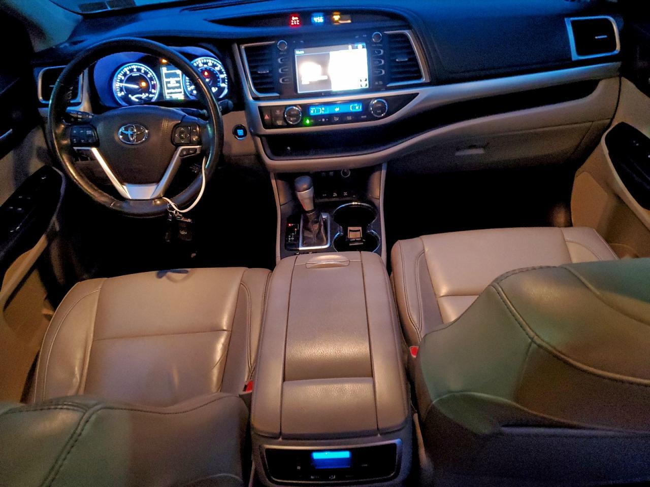 2018 TOYOTA HIGHLANDER
