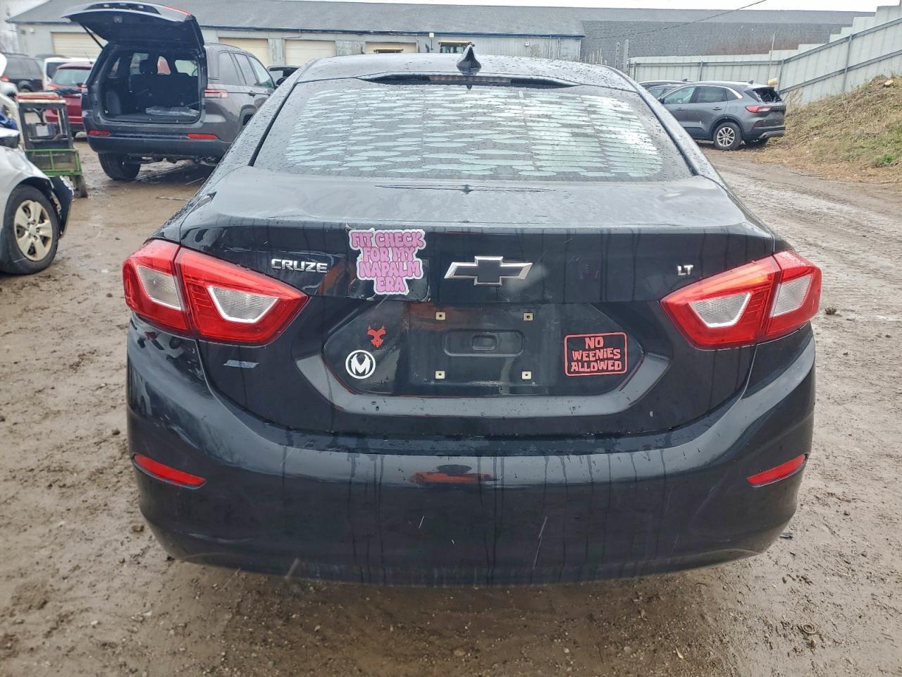 2017 CHEVROLET CRUZE