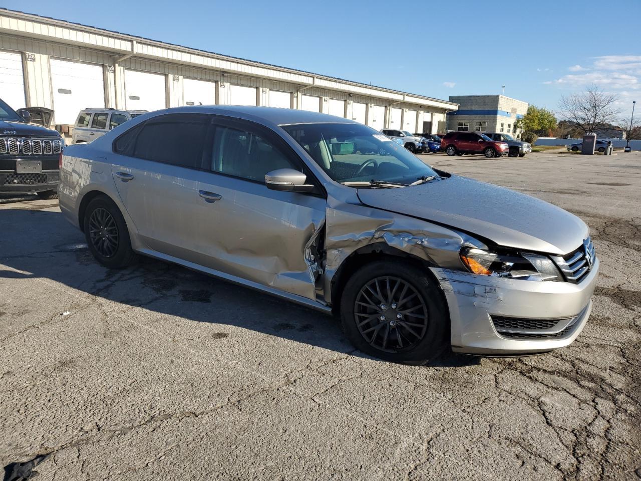 2014 VOLKSWAGEN Passat