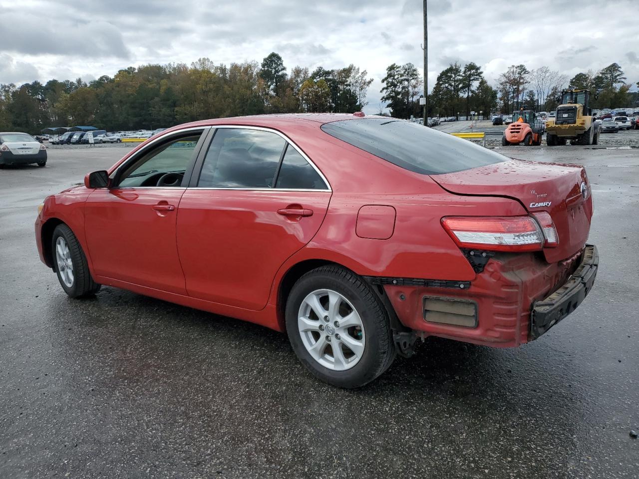 2011 TOYOTA CAMRY