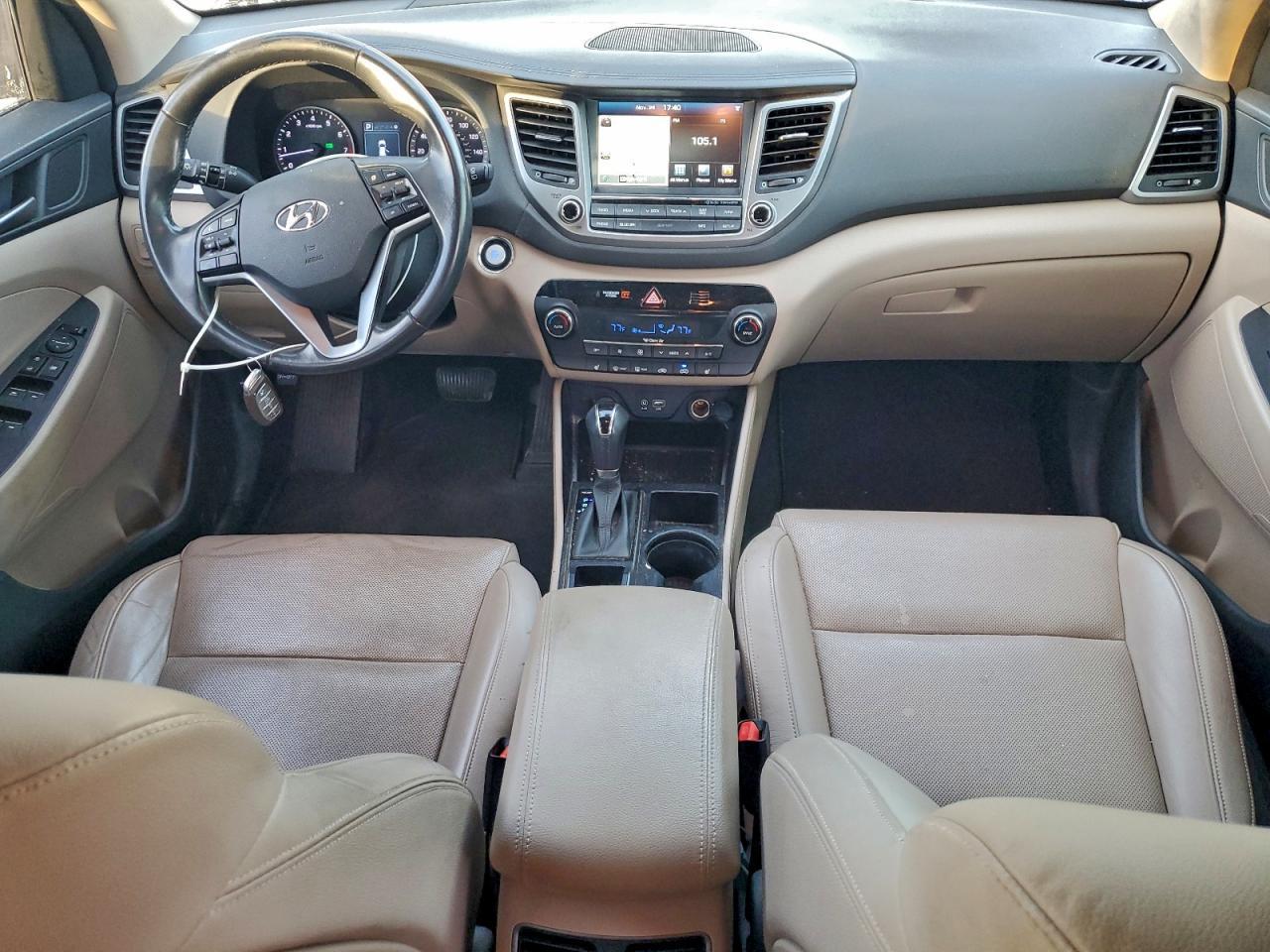 2016 HYUNDAI TUCSON