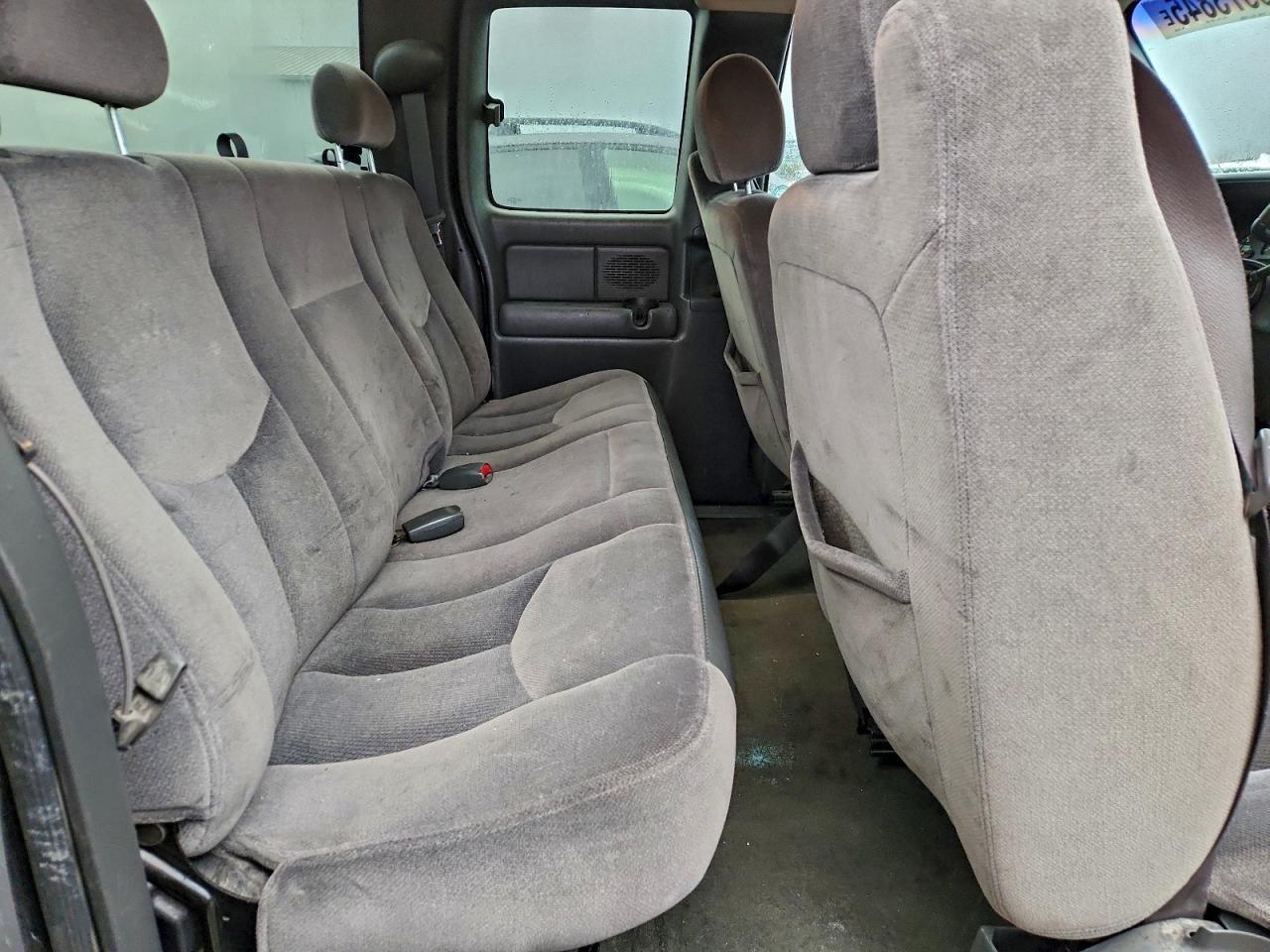 2003 GMC Sierra