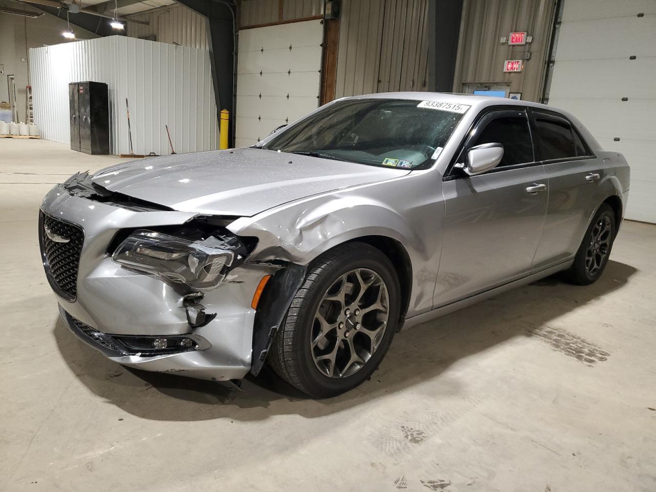 2016 CHRYSLER 300
