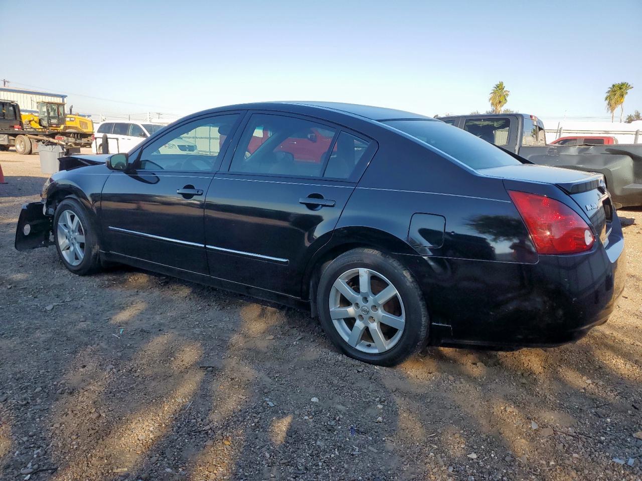 2005 NISSAN Maxima
