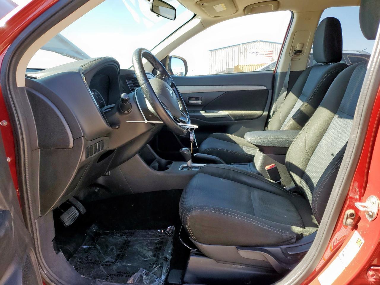 2016 MITSUBISHI outlander