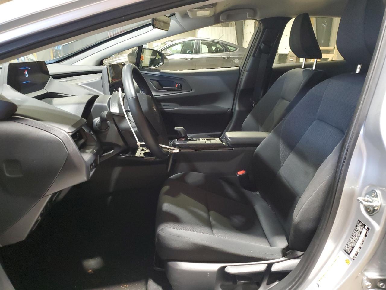 2024 TOYOTA PRIUS