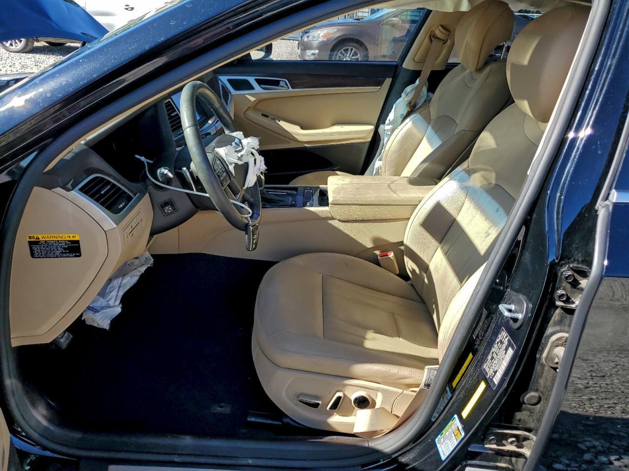 2015 HYUNDAI GENESIS