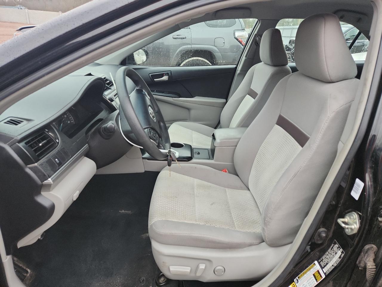 2014 TOYOTA CAMRY
