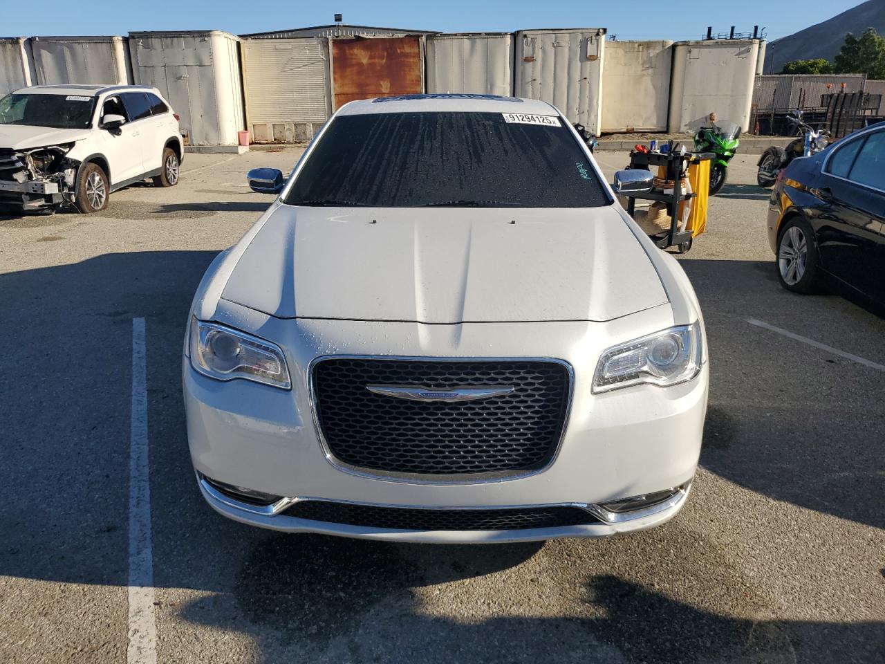 2015 CHRYSLER 300