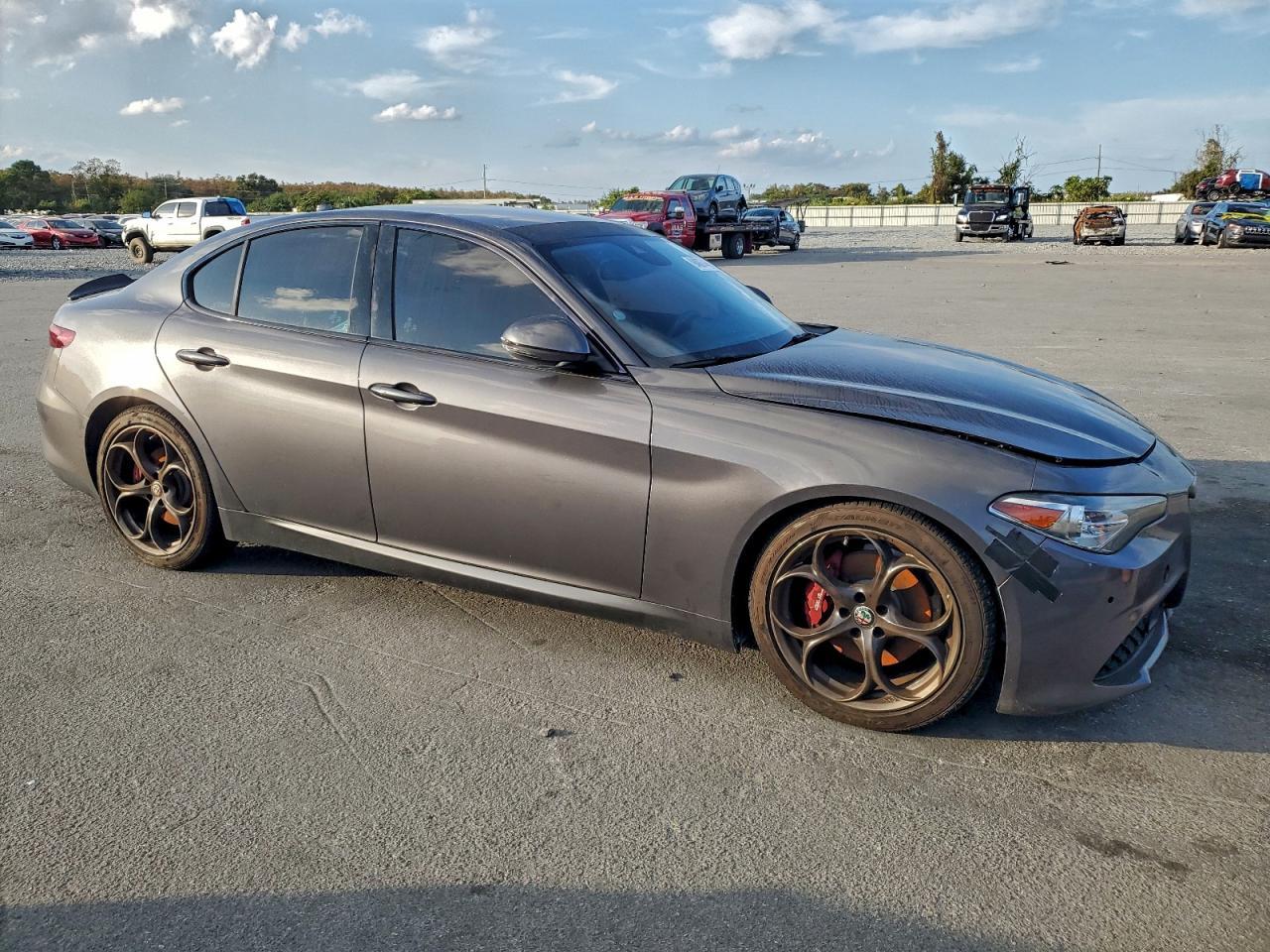 2017 ALFA ROMEO Giulia