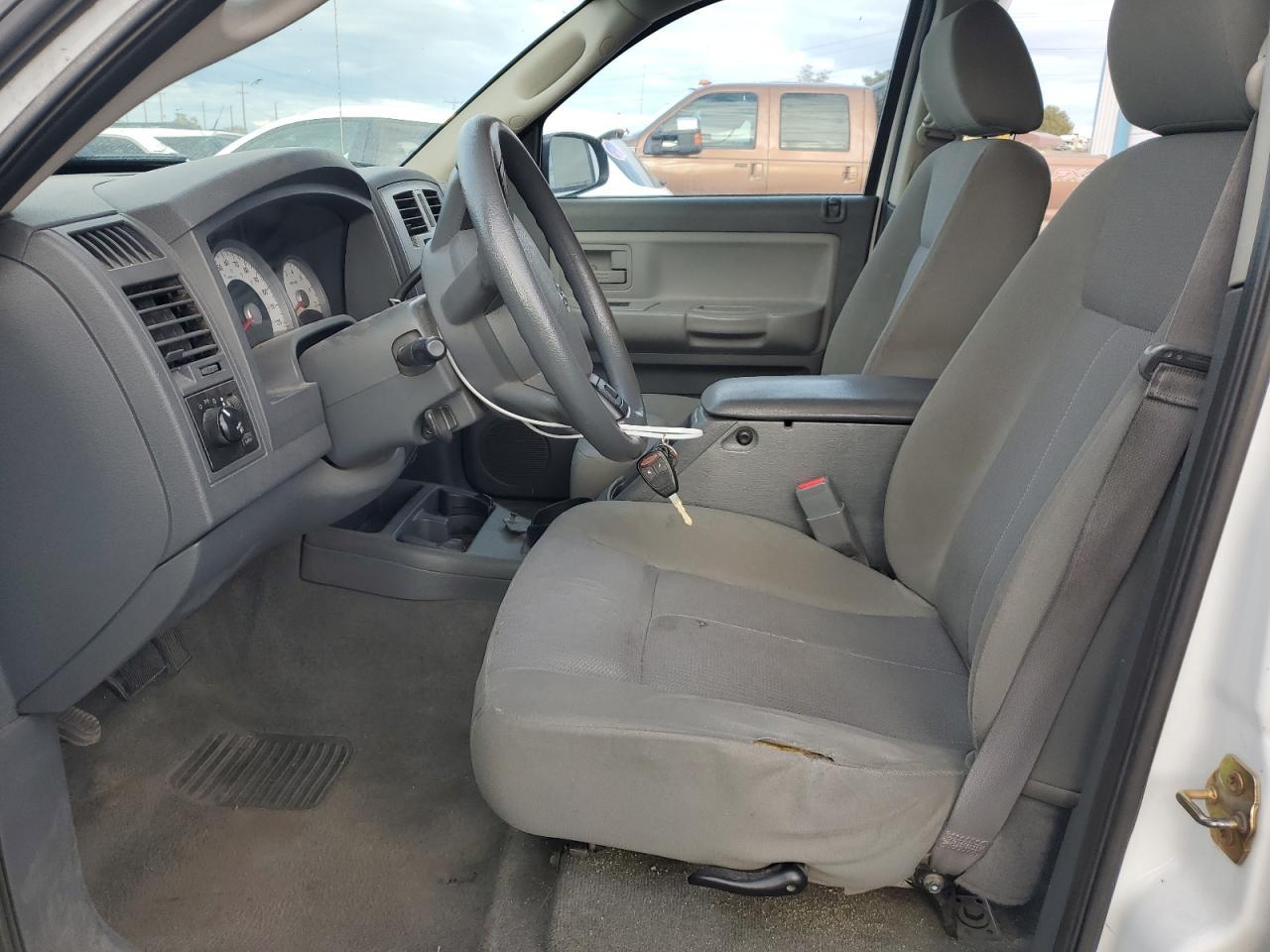 2006 DODGE Dakota