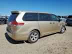 2011 TOYOTA SIENNA