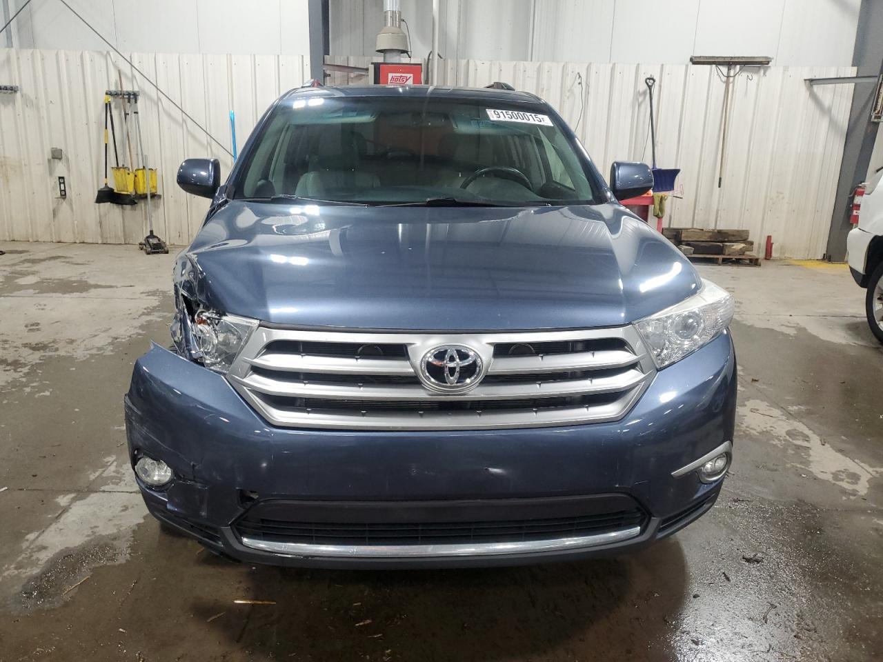 2013 TOYOTA HIGHLANDER