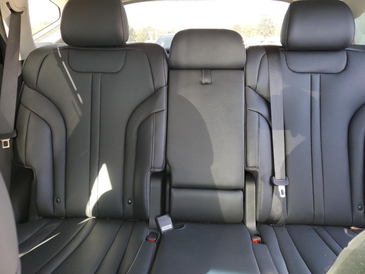 2024 GENESIS GV80